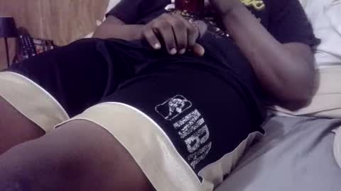 Snapshot of chilling124 chatting on November 1, 3:27 pm Chilling online show from November 1, 3:27 pm