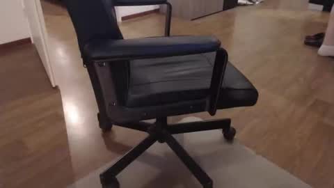 chillzonecam online show from September 20, 7:47 pm