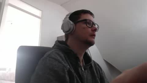 chillzonecam online show from February 1, 1:32 pm