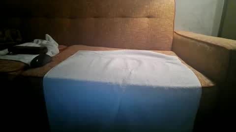 chippy70 online show from February 9, 4:28 am