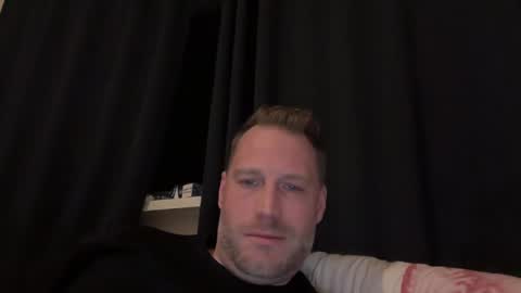 Chris online show from December 20, 5:29 pm