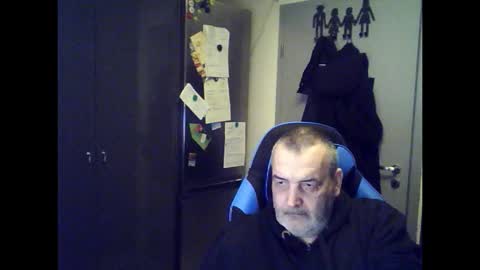 Chris online show from March 8, 2:15 am