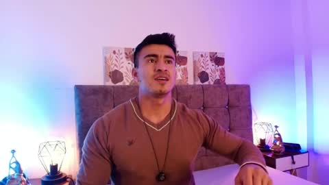 chris_clarck online show from June 6, 7:42 pm