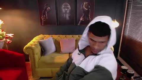 chris online show from June 4, 7:31 pm