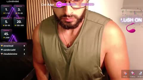 cris         Twitter magnum101010 insta magnumc20 online show from October 28, 12:24 am