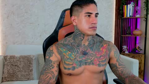 chris reilly online show from June 8, 7:59 pm