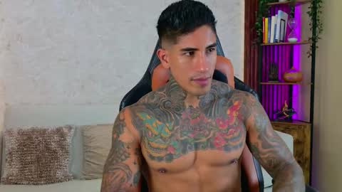 chris reilly online show from November 28, 2:08 pm