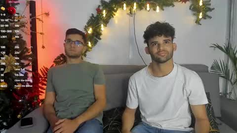 Im Chirs IM MODEL INDEPENDT online show from December 31, 3:01 am