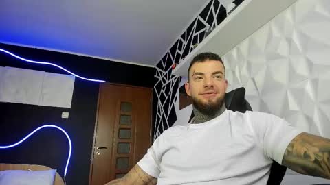 Chris Jordan online show from October 23, 6:39 am