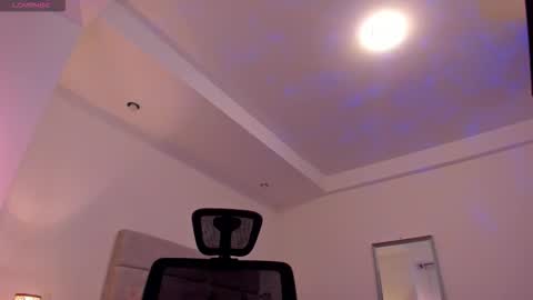 chrismorgan24 online show from February 23, 11:17 pm