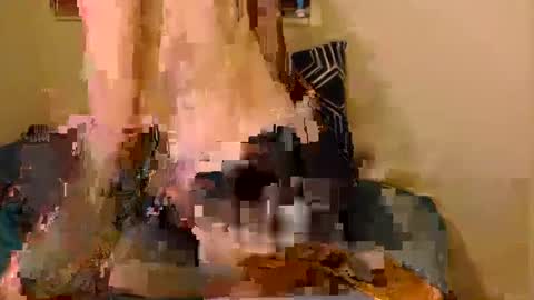 Snapshot of christophe_throbin chatting on February 25, 6:03 am christophe_throbin online show from February 25, 6:03 am