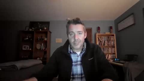 chrisw8121 online show from December 21, 10:51 pm