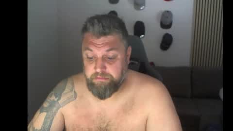 Chrizz online show from November 15, 8:38 am