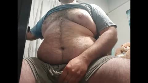 Snapshot of chubbyandfurry chatting on October 27, 2:03 am Chubbyandfurry online show from October 27, 2:03 am