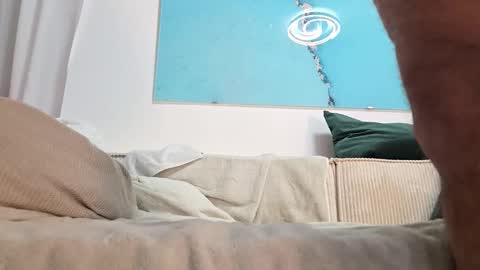 chubbybear8888 online show from December 16, 3:46 am