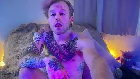 ChubsChadwell online show from December 3, 5:08 pm