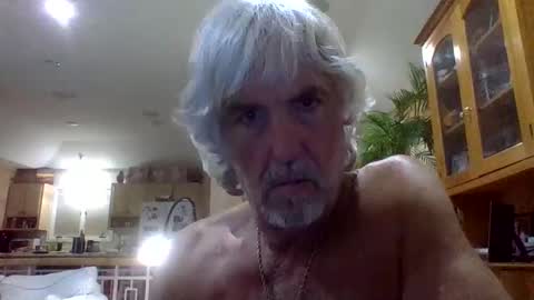 chuck354139 online show from October 21, 6:27 am