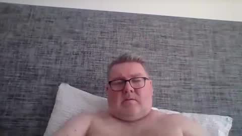 Griff online show from June 4, 6:03 pm