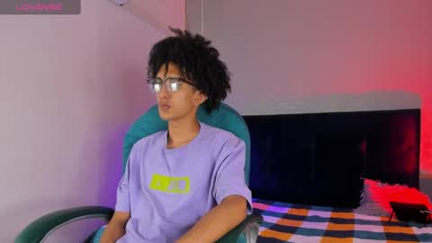 Cj Bocanegra online show from March 6, 12:19 pm