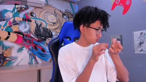 Cj Bocanegra online show from December 28, 12:03 pm