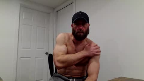 Snapshot of clarkecock chatting on February 15, 2:47 am Clarke Cock online show from February 15, 2:47 am