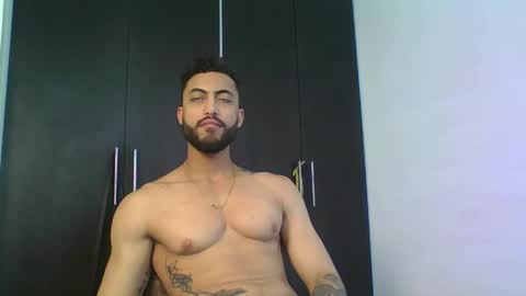 Clay online show from April 3, 5:10 pm