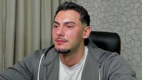 ClintMasterss online show from April 5, 7:05 am