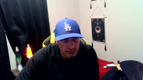 Snapshot of clintwood12 chatting on December 6, 5:09 am chad online show from December 6, 5:09 am