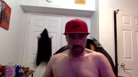 Snapshot of clintwood12 chatting on October 5, 6:39 am chad online show from October 5, 6:39 am