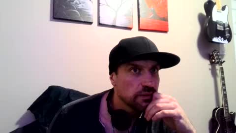 Snapshot of clintwood12 chatting on December 30, 3:14 am chad online show from December 30, 3:14 am