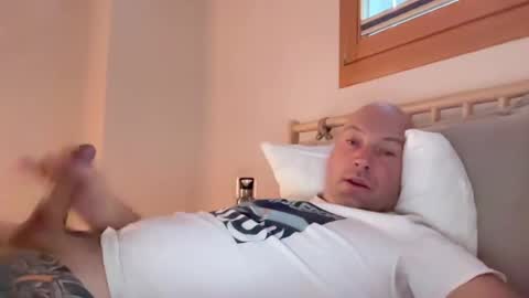 Snapshot of clitoliker chatting on December 16, 7:48 am clitoliker online show from December 16, 7:48 am