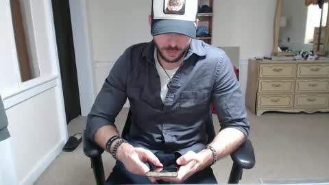 Cloud online show from October 24, 7:04 pm