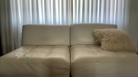 clydeninethousand online show from March 9, 8:25 pm