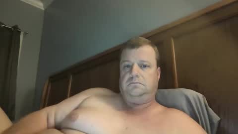 Snapshot of cmachen chatting on October 24, 10:44 pm cmachen online show from October 24, 10:44 pm