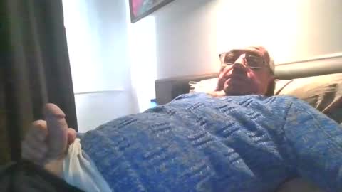 cock9635 online show from March 5, 12:11 pm