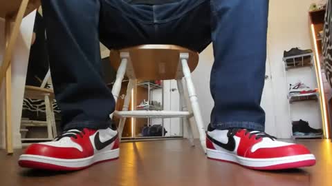 Gorgeous online show from January 5, 5:27 pm