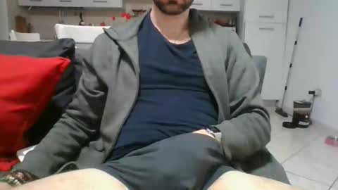 . online show from March 25, 8:46 pm