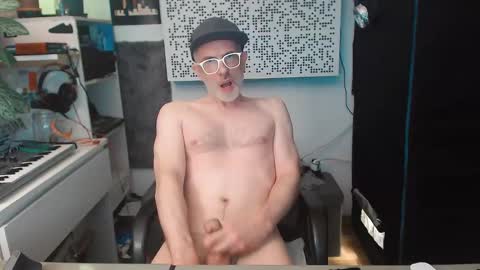 Snapshot of cockrok chatting on January 10, 11:33 am cockrok online show from January 10, 11:33 am