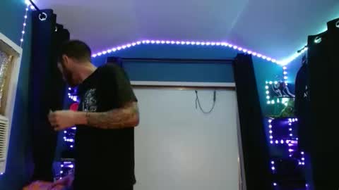 colevan2390 online show from January 8, 6:51 am