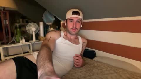 collegeboy417 online show from December 22, 4:09 am