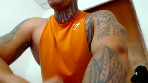 Snapshot of colombian_monster_cock chatting on December 7, 6:04 pm camilo online show from December 7, 6:04 pm