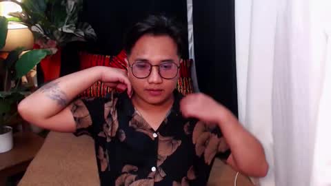 Sunny online show from January 1, 3:57 pm