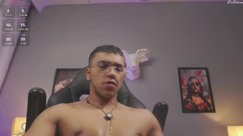 colstorw_ online show from March 14, 11:06 am