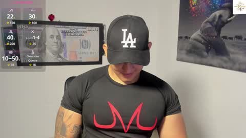 coltonmassif_ online show from November 16, 3:52 am