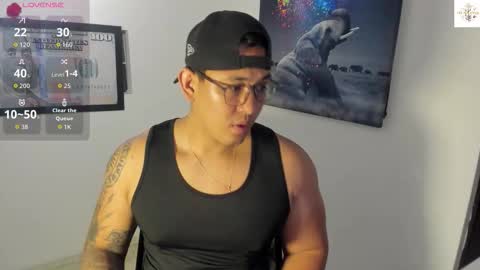 coltonmassif_ online show from October 30, 4:03 am