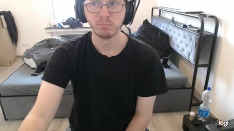 commanderchip online show from October 18, 3:39 pm