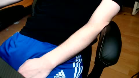 commanderchip online show from February 15, 3:06 pm