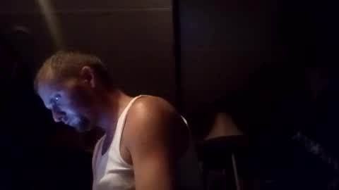 connorrussell2011 online show from March 12, 4:41 am