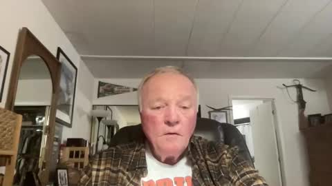 cookoosnest online show from October 29, 3:20 am