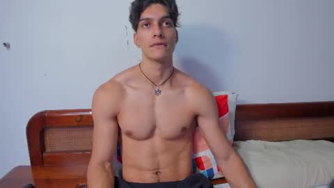 corey_vale online show from July 28, 4:39 pm